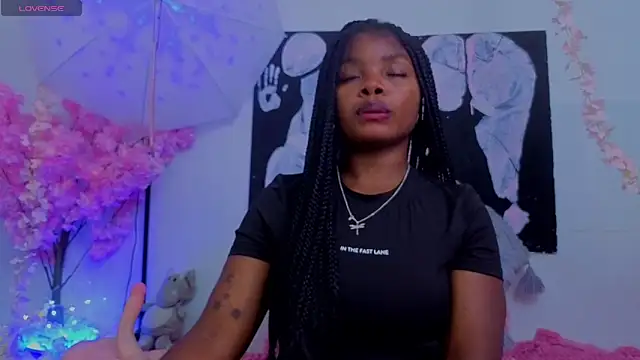 KilyetVera3x online show from March 25, 5:13 am