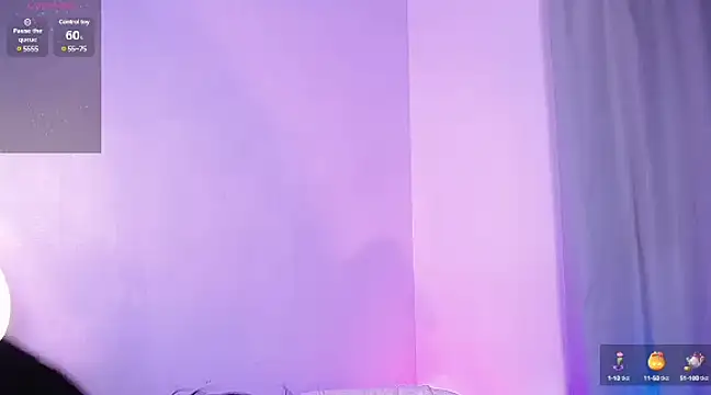 Snapshot of sofiaa_grey_ chatting on December 7, 11:18 am sofiaa grey online show from December 7, 11:18 am