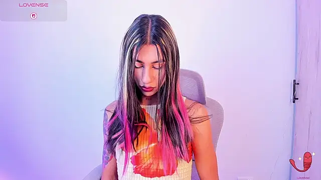 sofiaa grey  online show from November 16, 1:06 pm