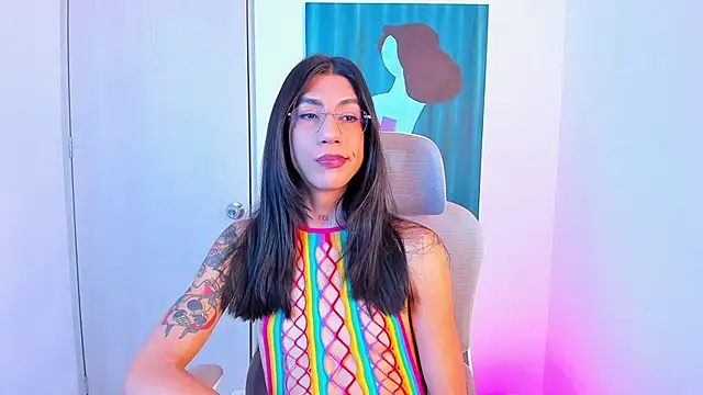Snapshot of sofiaa_grey_ chatting on April 29, 5:17 pm sofiaa grey online show from April 29, 5:17 pm