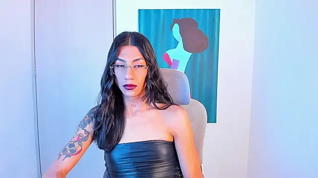 Snapshot of sofiaa_grey_ chatting on May 8, 3:06 pm sofiaa grey online show from May 8, 3:06 pm