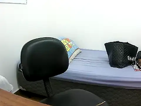 Snapshot of Morenatranss chatting on February 26, 11:26 pm Morenatranss online show from February 26, 11:26 pm