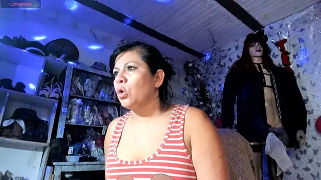Snapshot of Erlinda-engel chatting on April 20, 11:46 am Erlinda-engel online show from April 20, 11:46 am