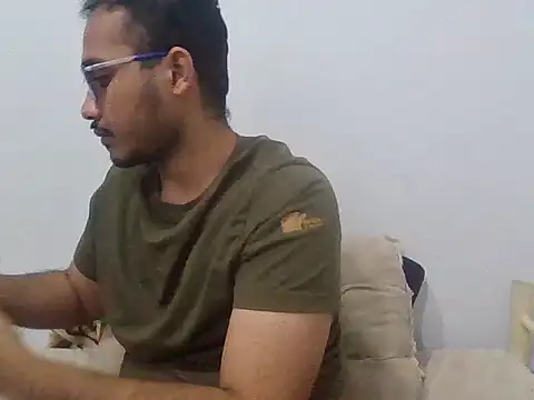 alesssterling online show from January 8, 3:03 pm