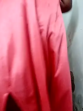 Snapshot of Jenny-43 chatting on December 27, 4:10 pm Jenny-43 online show from December 27, 4:10 pm