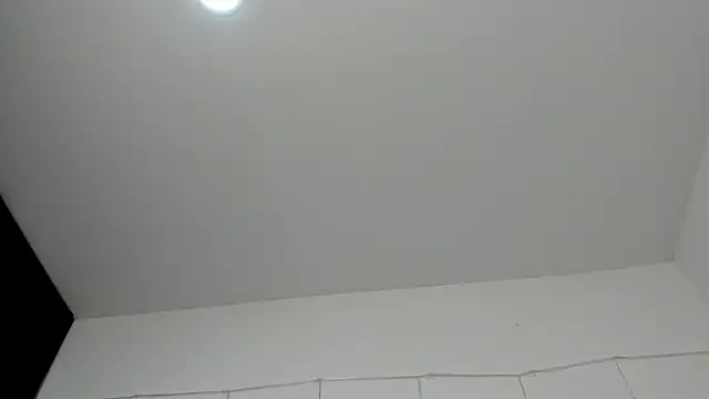 cami-01 online show from April 12, 12:10 pm