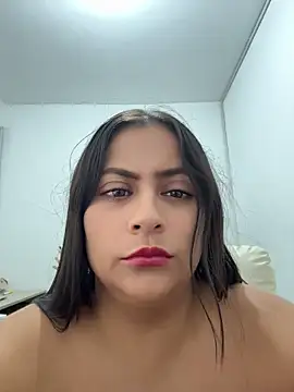 Snapshot of Sol_biglips chatting on May 4, 4:47 pm Sol biglips online show from May 4, 4:47 pm