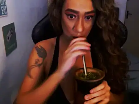 Snapshot of gauchinhaG chatting on January 12, 7:10 pm gauchinhaG online show from January 12, 7:10 pm