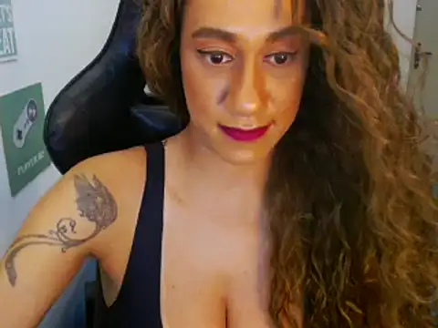 Snapshot of gauchinhaG chatting on February 13, 3:14 pm gauchinhaG online show from February 13, 3:14 pm