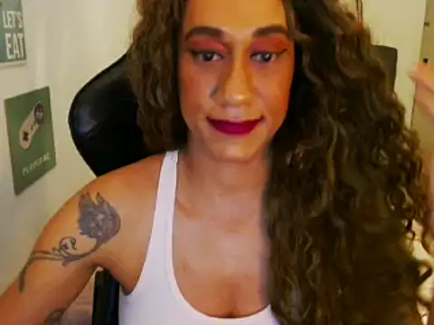 Snapshot of gauchinhaG chatting on February 19, 7:27 pm gauchinhaG online show from February 19, 7:27 pm