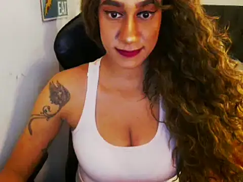 Snapshot of gauchinhaG chatting on February 24, 9:41 pm gauchinhaG online show from February 24, 9:41 pm