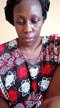 Snapshot of black_sexy_queen chatting on July 30, 12:15 pm black sexy queen online show from July 30, 12:15 pm