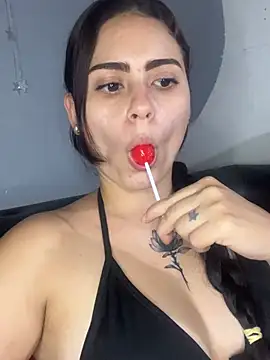Azuna25 online show from May 29, 1:36 am