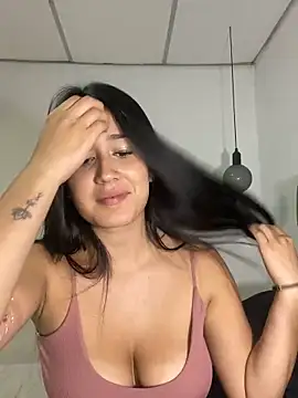 Snapshot of AnithaFigueroa1 chatting on December 5, 1:36 am AnithaFigueroa1 online show from December 5, 1:36 am