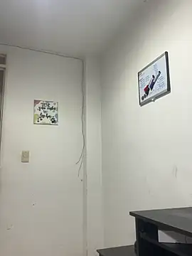 Snapshot of AnithaFigueroa1 chatting on February 15, 5:09 am AnithaFigueroa1 online show from February 15, 5:09 am