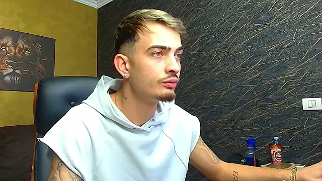 BrandonTate online show from September 22, 11:01 am