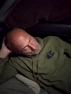 FloppyPickle4u online show from February 10, 8:31 am