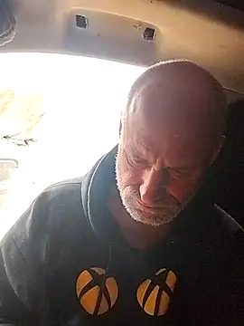 FloppyPickle4u online show from March 6, 12:32 am