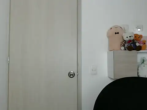 kaiine190 online show from February 5, 9:41 pm