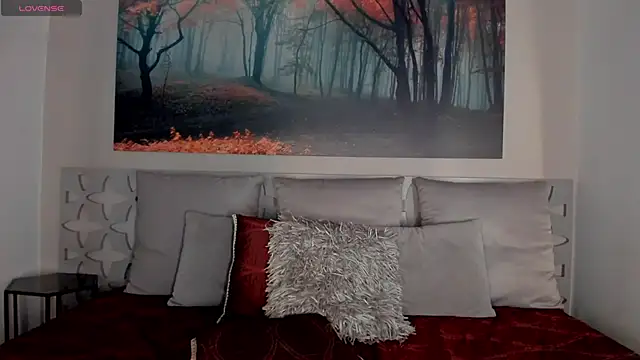 LunaRuso online show from February 14, 11:09 pm