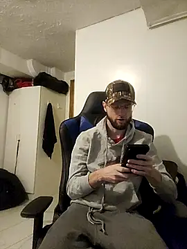 Snapshot of Talenjames4 chatting on October 29, 4:31 pm Talenjames4 online show from October 29, 4:31 pm