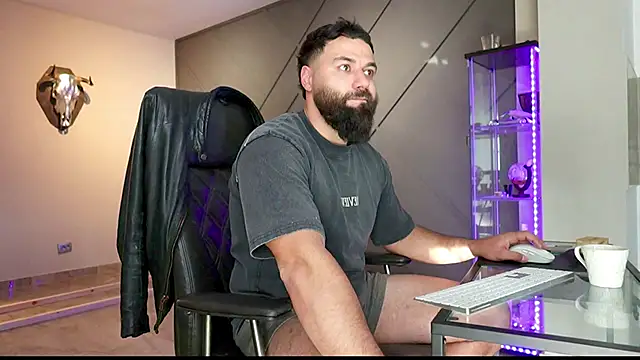 mattmasterss online show from March 22, 1:41 pm