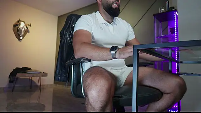 mattmasterss online show from September 9, 9:25 pm