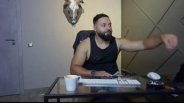 mattmasterss online show from September 10, 6:30 pm