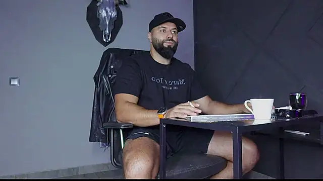 mattmasterss online show from September 13, 8:19 pm