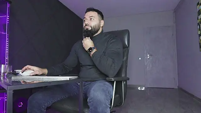 mattmasterss online show from December 16, 7:41 pm