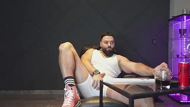 mattmasterss online show from March 8, 2:04 am