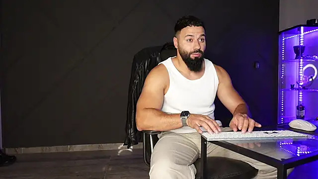 mattmasterss online show from May 24, 8:47 pm