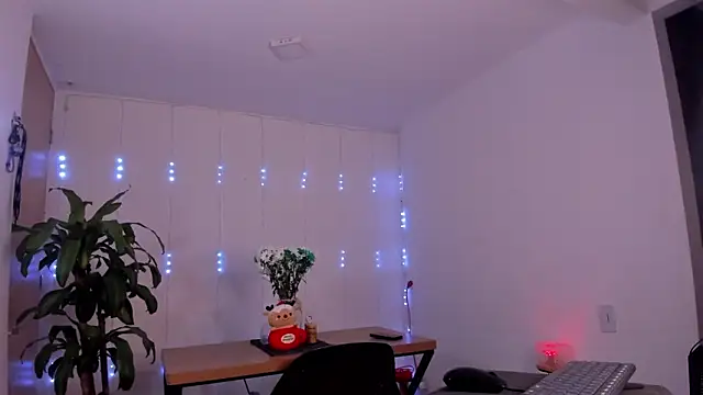 amanda rous online show from December 17, 4:57 pm