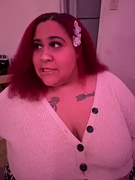 Juicyjordie online show from January 4, 10:45 pm