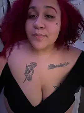 Juicyjordie online show from July 18, 5:22 am