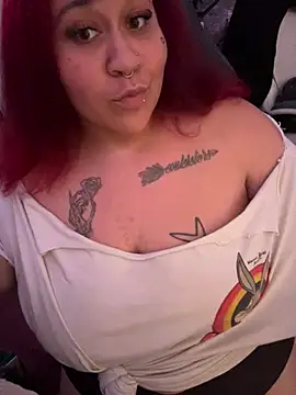 Juicyjordie online show from July 19, 4:49 am