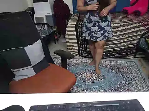 Snapshot of Arushisingh8888 chatting on December 8, 1:58 pm Arushisingh8888 online show from December 8, 1:58 pm