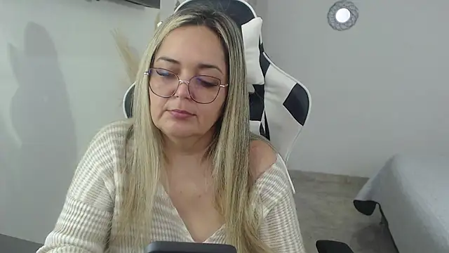 samy vsn online show from April 15, 6:26 pm