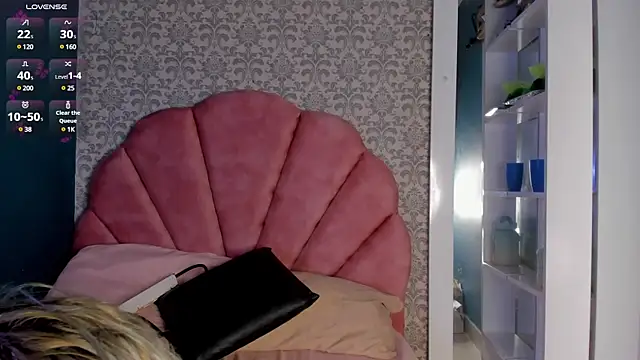 Snapshot of Samantha_cp_ chatting on March 14, 12:18 pm Samantha cp online show from March 14, 12:18 pm