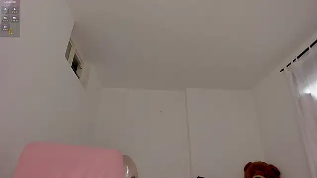 Snapshot of Samantha_cp_ chatting on May 22, 12:22 pm Samantha cp online show from May 22, 12:22 pm