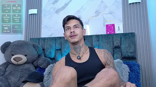 JAYCOB00 online show from May 15, 2:07 am