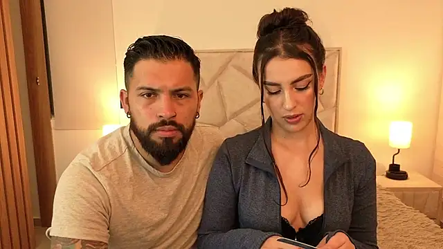 Snapshot of teseo_and_afroditha_ chatting on October 29, 3:09 am teseo and afroditha online show from October 29, 3:09 am