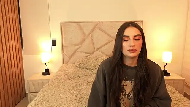 Snapshot of teseo_and_afroditha_ chatting on November 25, 1:16 am teseo and afroditha online show from November 25, 1:16 am