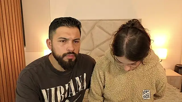 Snapshot of teseo_and_afroditha_ chatting on December 16, 2:16 am teseo and afroditha online show from December 16, 2:16 am