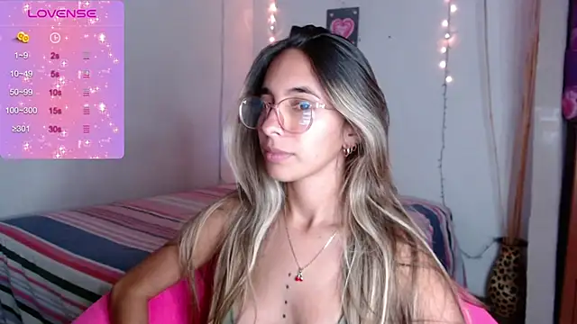 MitchWilson1 online show from November 11, 10:43 pm