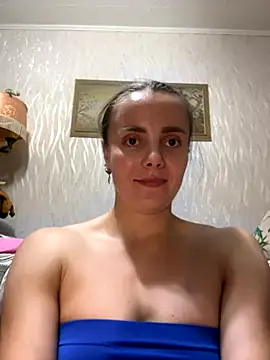 Snapshot of AlisaKissss chatting on September 21, 7:04 pm AlisaKissss online show from September 21, 7:04 pm