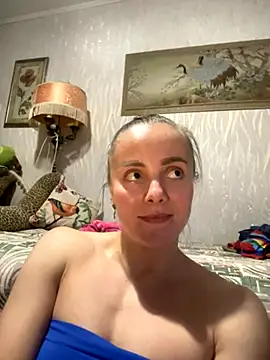 Snapshot of AlisaKissss chatting on October 13, 7:25 pm AlisaKissss online show from October 13, 7:25 pm