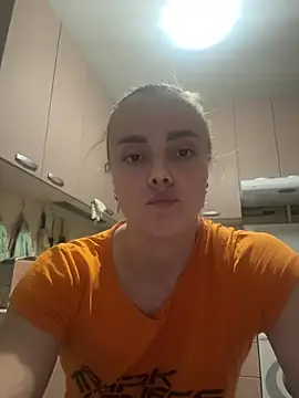 AlisaKissss online show from April 5, 7:00 pm