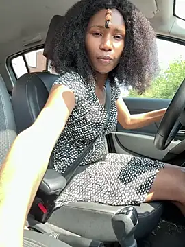 Shantel-Olivia online show from May 30, 1:30 pm