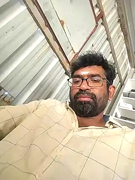 Snapshot of Skcreation123 chatting on November 5, 7:41 am Skcreation123 online show from November 5, 7:41 am